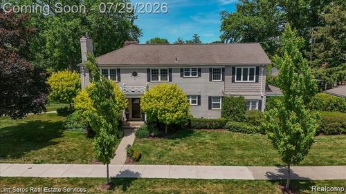 620 Neff Rd, Grosse Pointe, MI, 48230-1665 | Card Image