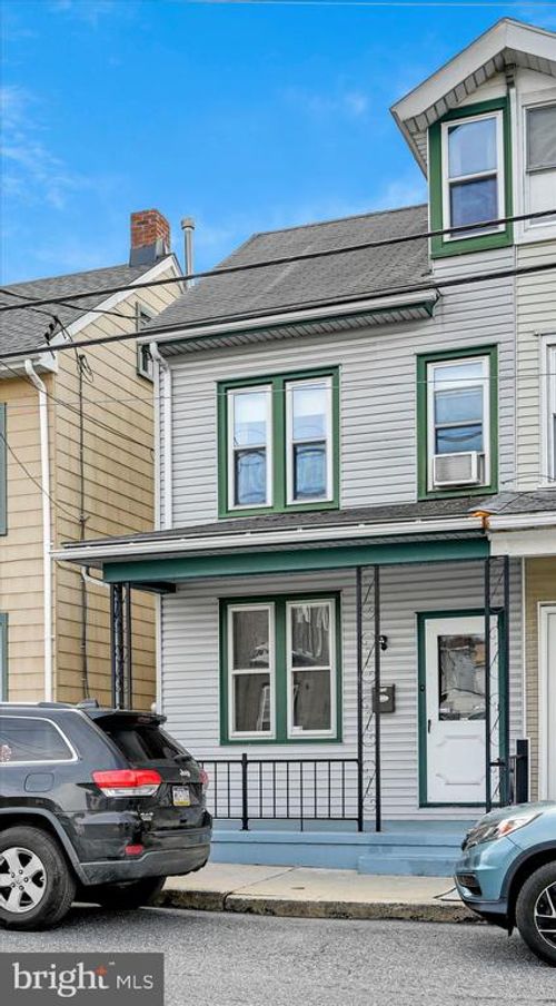 2210 Lehman St, LEBANON, PA, 17046-2758 | Card Image