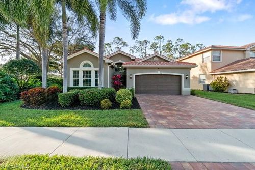 2313 Butterfly Palm Dr, NAPLES, FL, 34119 | Card Image