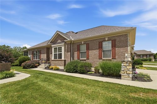 5875 Falling Brook Dr, Mason, OH, 45040-2587 | Card Image