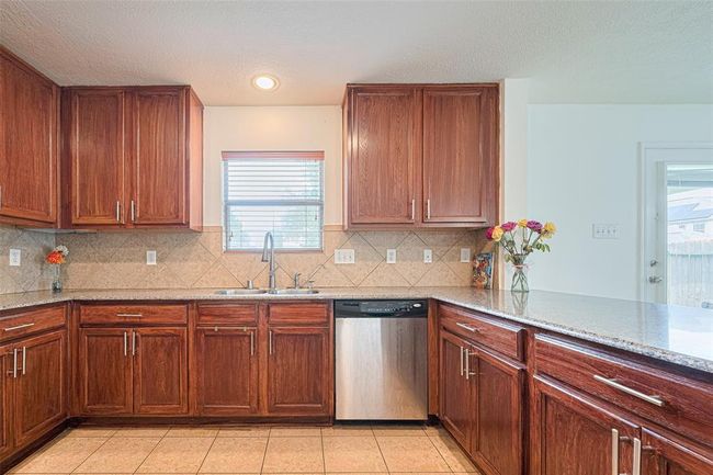 Tons of counter space and cabinets | Image 15