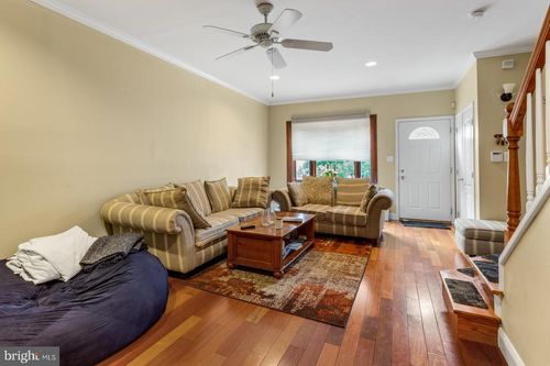 2813 Ogden St, PHILADELPHIA, PA, 19130-1152 | Card Image