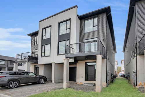 775 Banyan Lane, London North, ON, N6G5B1 | Card Image