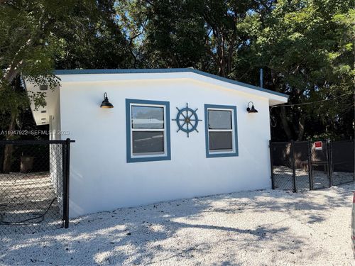 113 Poinciana Dr, Key Largo, FL, 33037-4413 | Card Image