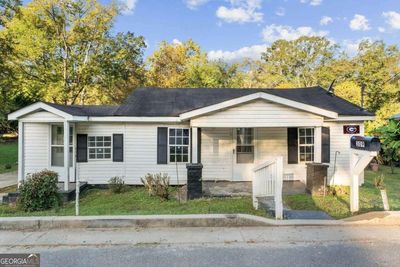 309 Samuel L Johnson Drive, House other with 3 bedrooms, 1 bathrooms and 1 parking in Jackson GA | Image 2