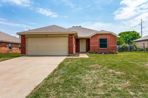 3708 Logan Dr, Denton, TX, 76207-6012 | Card Image