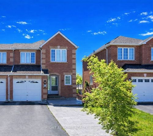 95 Giancola Cres, Maple, ON, L6A2T5 | Card Image