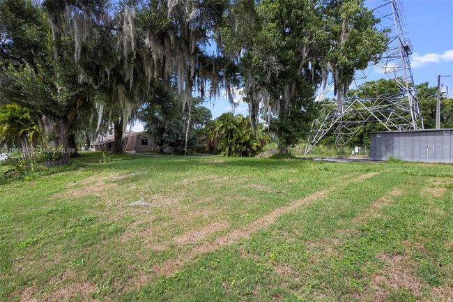 4420 Canal Dr, House other with 2 bedrooms, 3 bathrooms and null parking in Sanford FL | Image 55