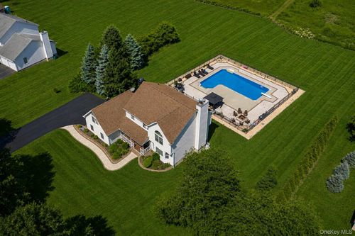 89 Brookside Ln, Lagrangeville, NY, 12540-6239 | Card Image