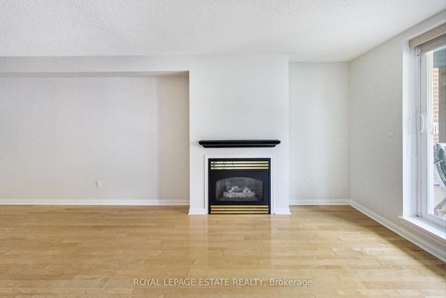 202 - 2365 Queen St E, Condo with 1 bedrooms, 1 bathrooms and null parking in Toronto ON | Image 17