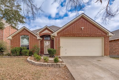 1310 Caroline Dr, Princeton, TX, 75407-2823 | Card Image