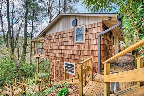 205 Chowan Dr, Highlands, NC, 28741-8581 | Card Image