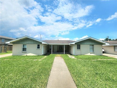 120-118-120 E 3rd St, Belle Chasse, LA, 70037-2805 | Card Image