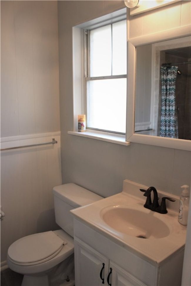 2303 Towbridge Cir, House other with 3 bedrooms, 2 bathrooms and null parking in Austin TX | Image 12