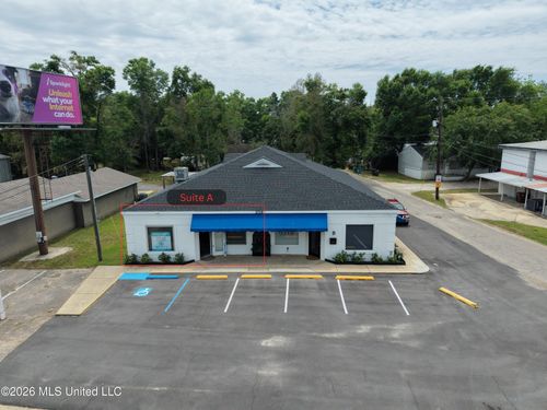 a-2729 Pass Rd, Biloxi, MS, 39531-2631 | Card Image