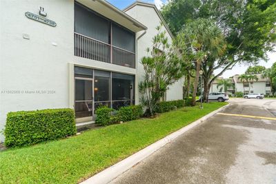 4282 - 4732 Nw 22nd St, Condo with 3 bedrooms, 2 bathrooms and null parking in Coconut Creek FL | Image 2