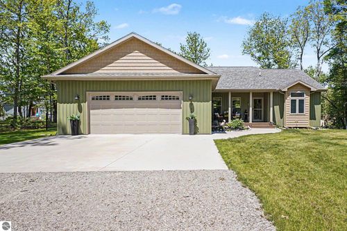 1735 Iroquois Trail, National City, MI, 48748 | Card Image