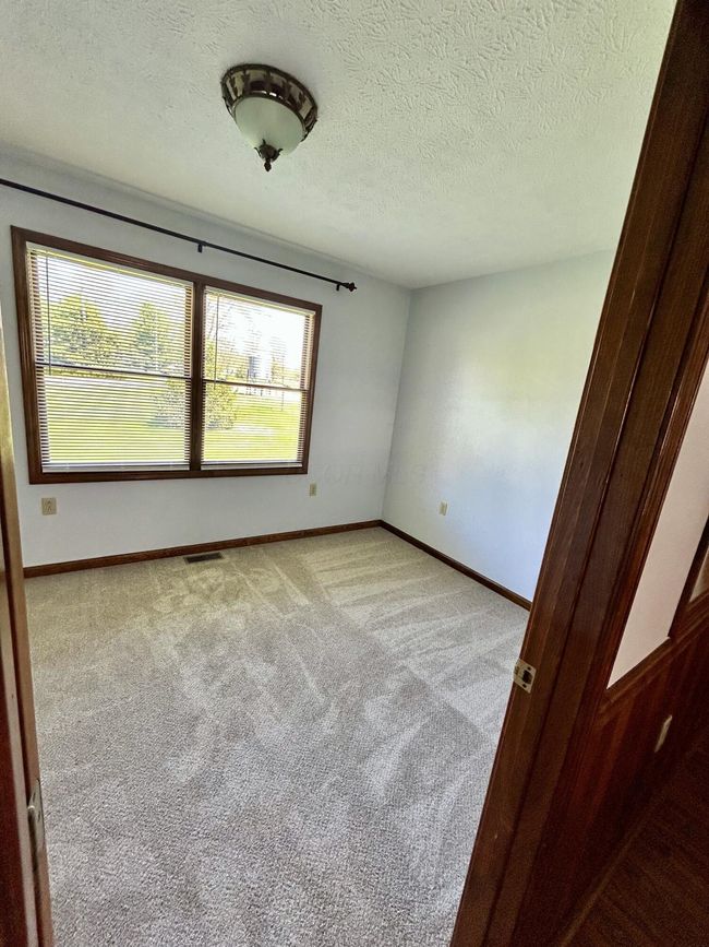 13181 Basil Rd Nw, House other with 3 bedrooms, 2 bathrooms and null parking in Baltimore OH | Image 12