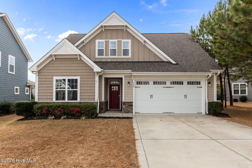 466 Kerr Lake Rd, Aberdeen, NC, 28315-7053 | Card Image