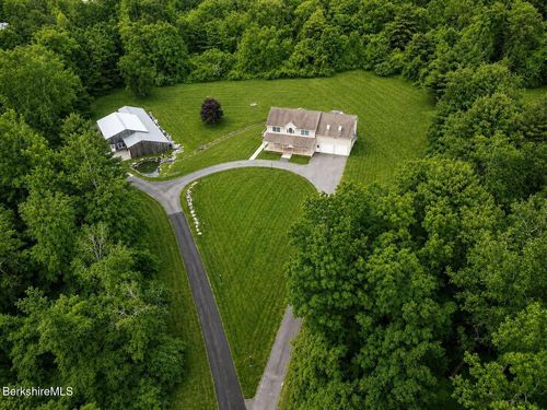 52 Cecelia Ter, Pittsfield, MA, 01201-5922 | Card Image