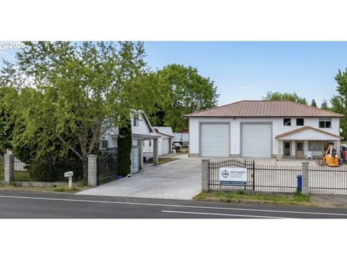 2775 Molalla Rd, Woodburn, OR, 97071-3525 | Card Image