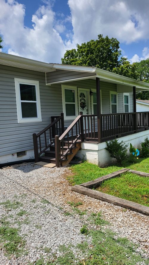 107 Vandiver Dr, Madison, TN, 37115-4242 | Card Image