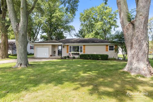 3090 River Rd, Kankakee, IL, 60901-7158 | Card Image