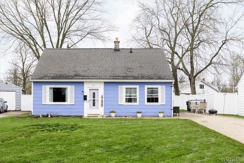 21 Schutt Ct, Grand Island, NY, 14072-2707 | Card Image