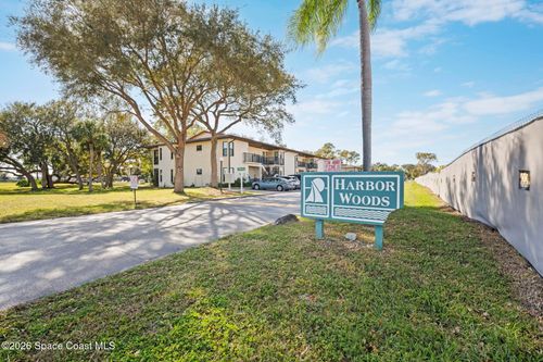82-515 Landings Way, Merritt Island, FL, 32952-3548 | Card Image