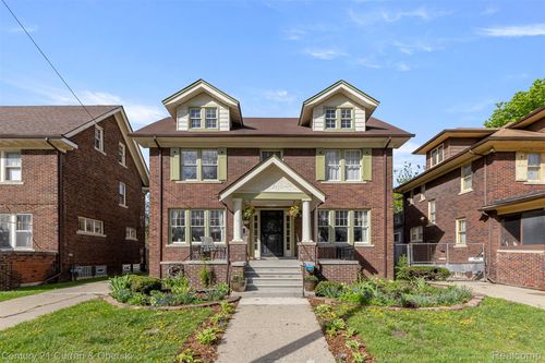 4815 Iroquois St, Detroit, MI, 48214-4506 | Card Image