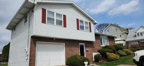 1007 W 7th St, Hazleton, PA, 18201-3923 | Card Image