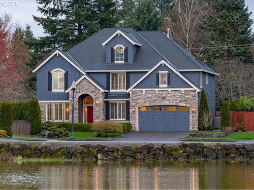 2520 Nw 12th Cir, Camas, WA, 98607-8886 | Card Image