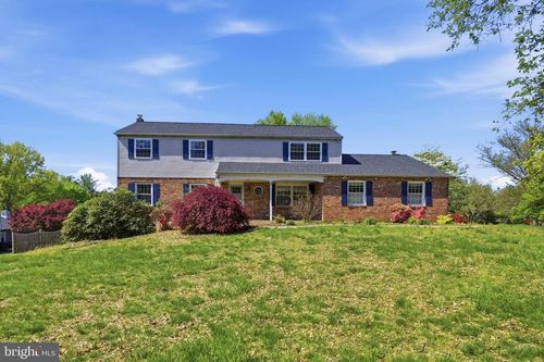 12 Woodchuck Way, GLEN MILLS, PA, 19342-1213 | Card Image