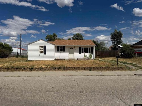 223 N 1st Ave, Mills, WY, 82604-2461 | Card Image
