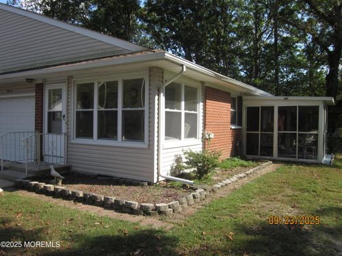 1 Myrtle Pl, Whiting, NJ, 08759-3082 | Card Image