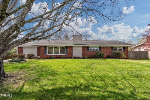906 Althea St, Johnson City, TN, 37601-2120 | Card Image
