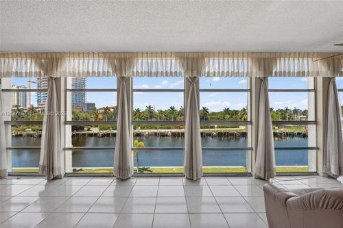 403-601 Three Islands Blvd, Hallandale Beach, FL, 33009-2818 | Card Image