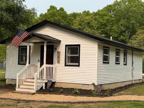 17912 130th Ave, Nunica, MI, 49448-9755 | Card Image
