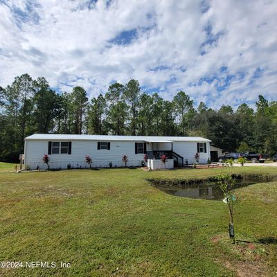 150 E Dixie Street, House other with 3 bedrooms, 2 bathrooms and null parking in Palatka FL | Image 2