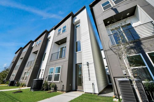 d-4802 Elysian St, Houston, TX, 77009-2302 | Card Image