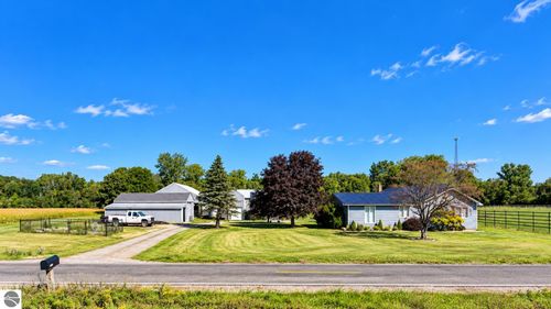 5676 W Ruhle Road, Coleman, MI, 48618 | Card Image