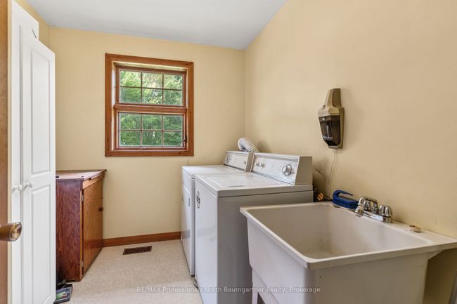 1230 N Shore Rd, House other with 2 bedrooms, 2 bathrooms and 9 parking in Algonquin Highlands ON | Image 25