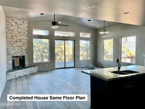 3360 N Eagles Creek Dr, Show Low, AZ, 85901-0150 | Card Image