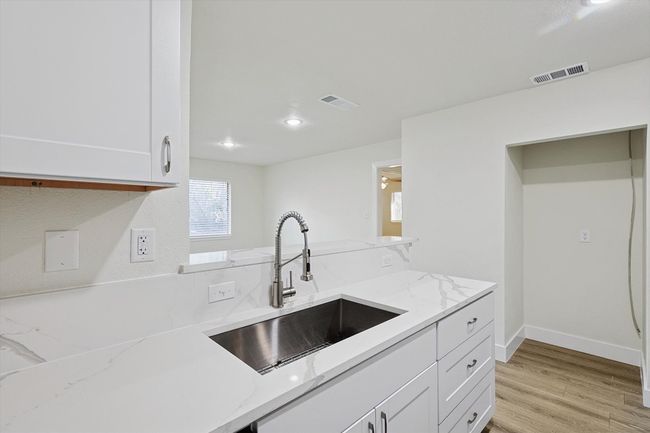 1907 Nevada St, House other with 3 bedrooms, 2 bathrooms and null parking in Denton TX | Image 15