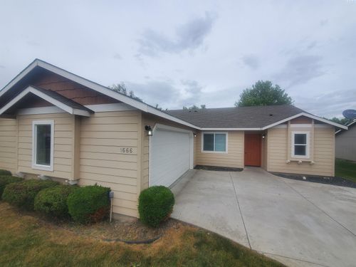 1666 Cactus Loop, Richland, WA, 99352-7506 | Card Image