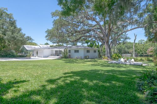 7308 N Ola Ave, Tampa, FL, 33604-4064 | Card Image
