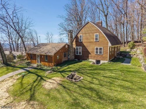 2 Driftway Dr, High Bridge, NJ, 08829-1100 | Card Image