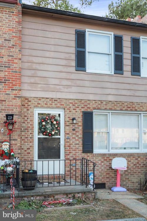 219 Brunswick Rd, STEPHENS CITY, VA, 22655-2722 | Card Image