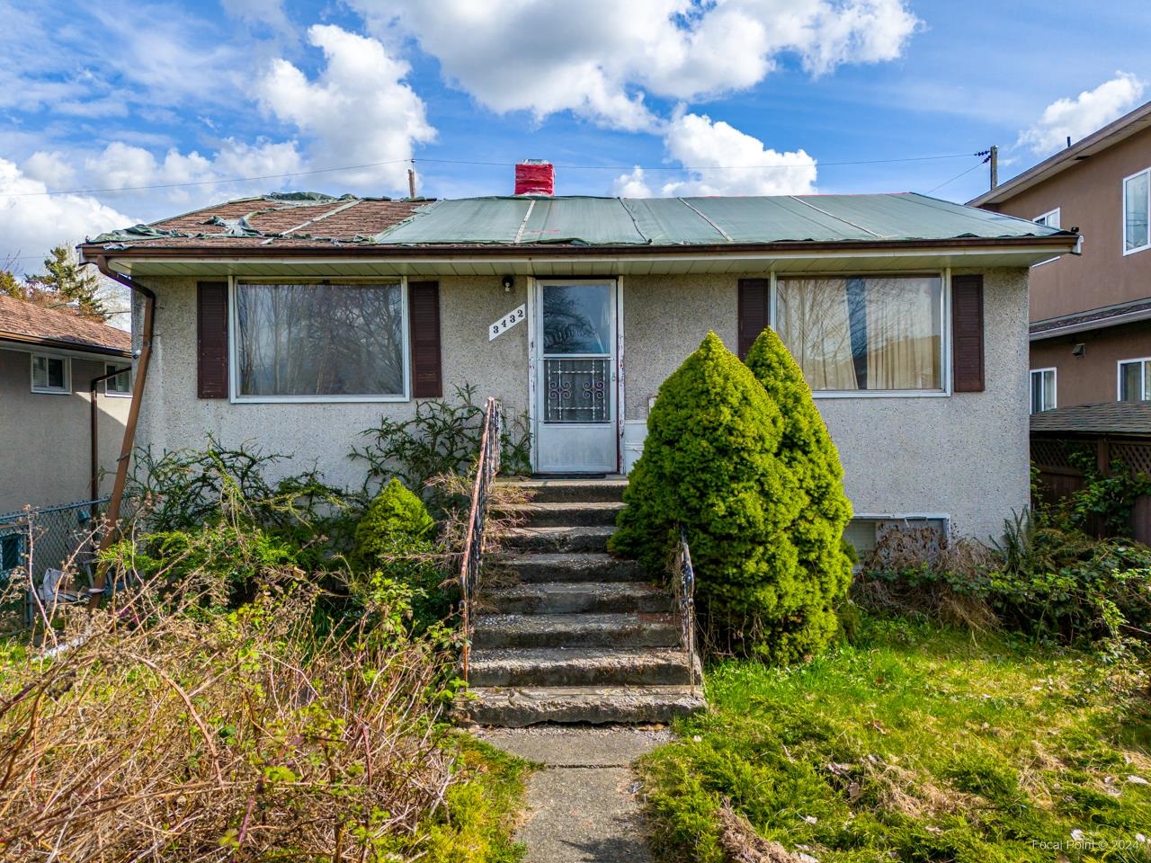 3432 Mons Drive, House other with 3 bedrooms, 2 bathrooms and null parking in Vancouver BC | Image 2
