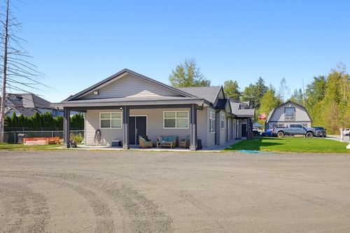 5737 264 St, Langley, BC, V4W1K7 | Card Image